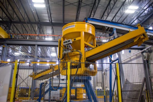 Prima_M Con Canada_ Wetcast feeder 3