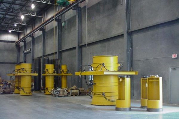 Various size HawkeyePedershaab concrete pipe moulds