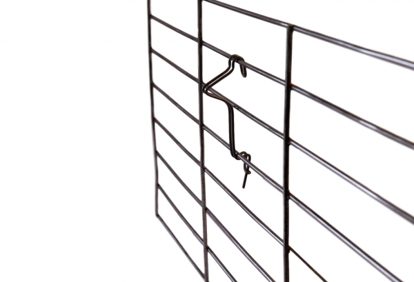 Press-Lock spacer on cage