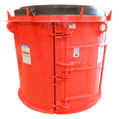 Cleaning and oiling semi mold